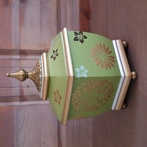 Raymond Waites for Toyo Decorative Footed Box